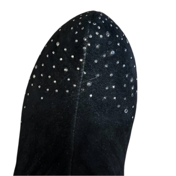 Heeled black suede boots - Picture 2 of 6